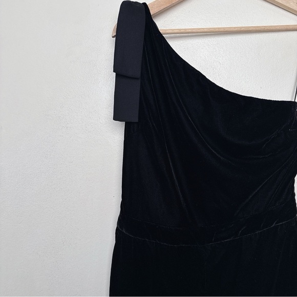 Banana Republic Womens 4 Velvet Bow One Shoulder Maxi Jumpsuit In Black - Picture 4 of 14